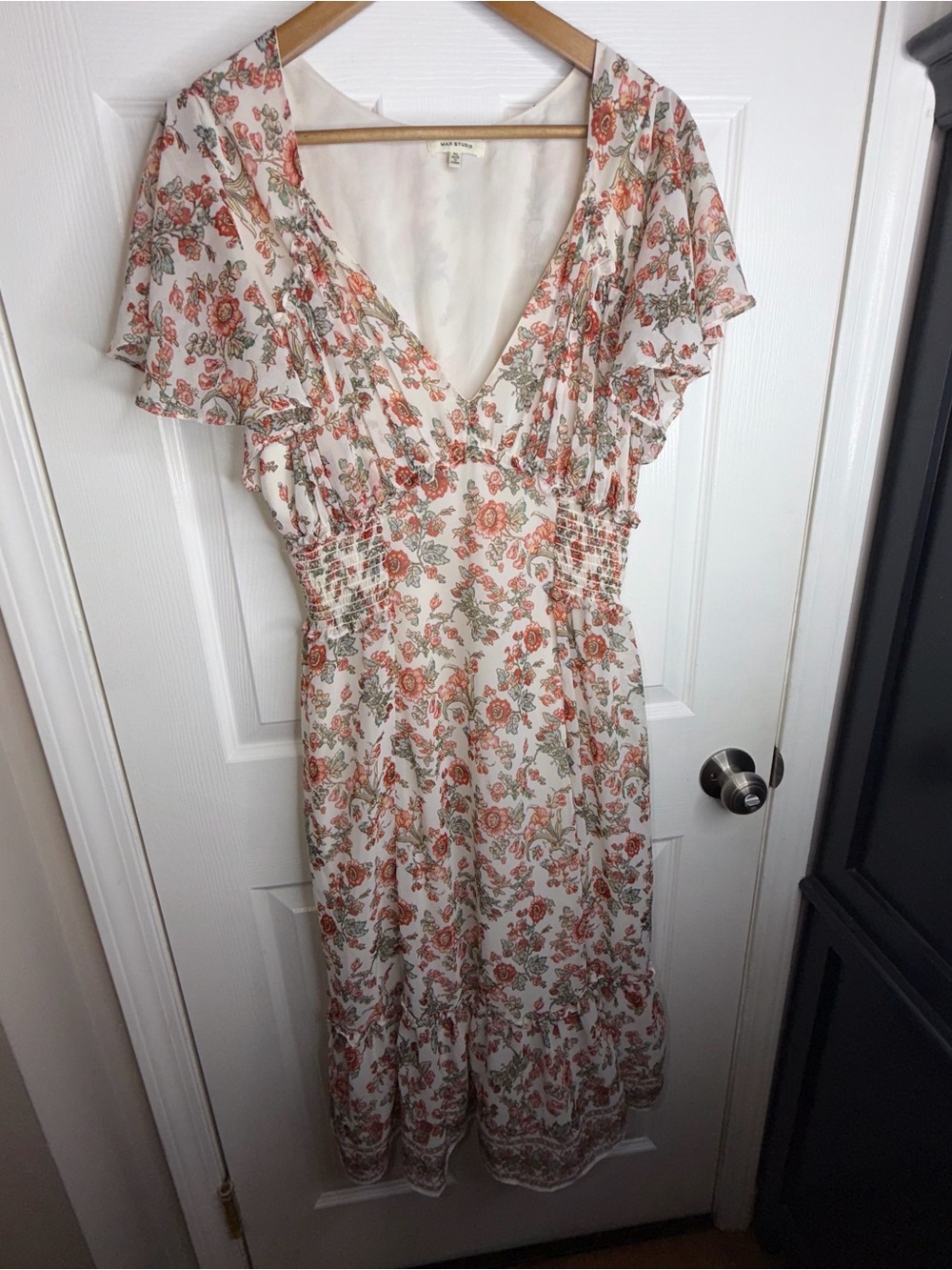 Max Studio Women’s X Large Floral V-Neck Midi Dress Flutter Sleeve Smocked XL - Picture 12 of 15